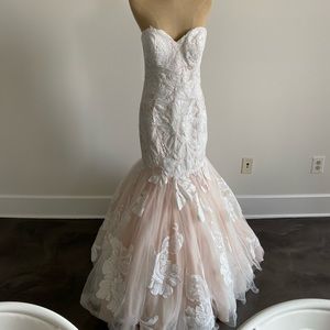 Beautiful Jovani prom/pageant gown.